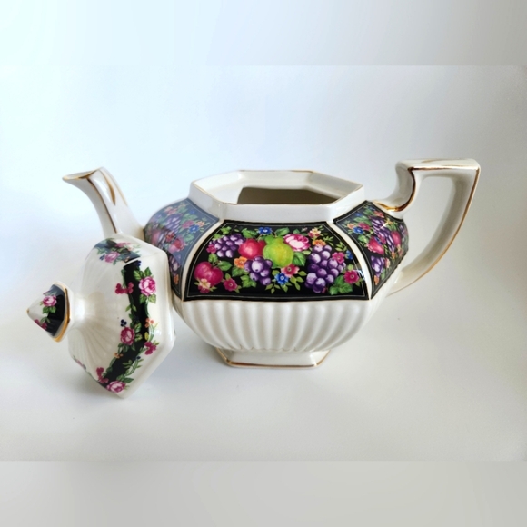 James Sadler Teapot "Bacchus" #4737 Heirloom Collection Vintage, Made in England - Picture 2 of 11